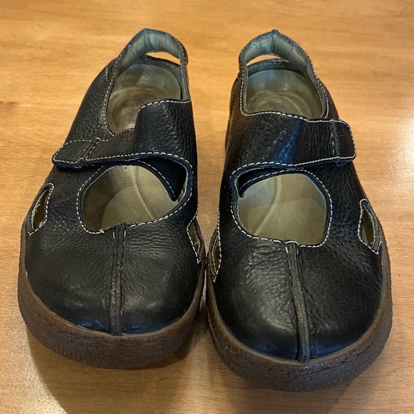 Leather walking mary-jane’s by Rogue - Picture 2 of 8